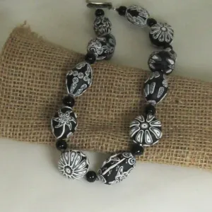 Black and White Handmade Fair Trade Bead Necklace Samunnat