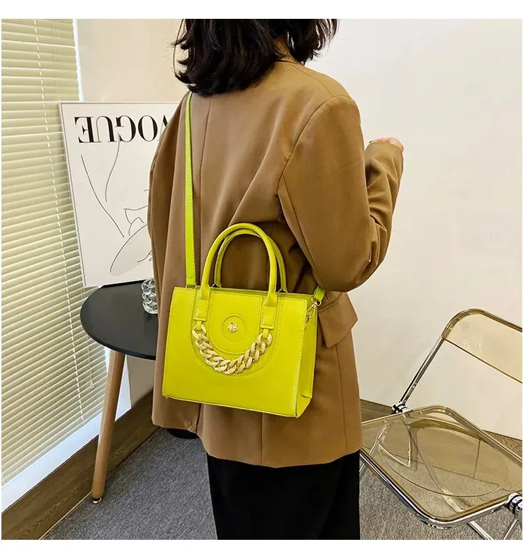 Diamond Thick Chain Tote Handbags